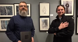 Od ręcznie wyciętego logo po profesorów fotografii. &hellip;