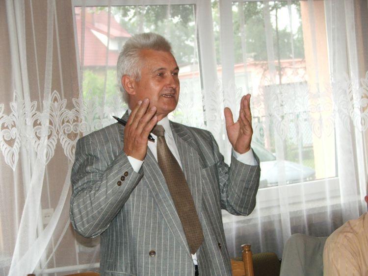 Mandatu nie wygasili 
