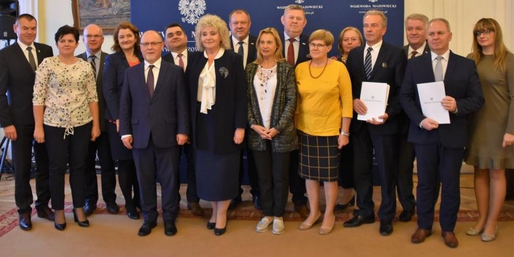 8 milionów na drogi