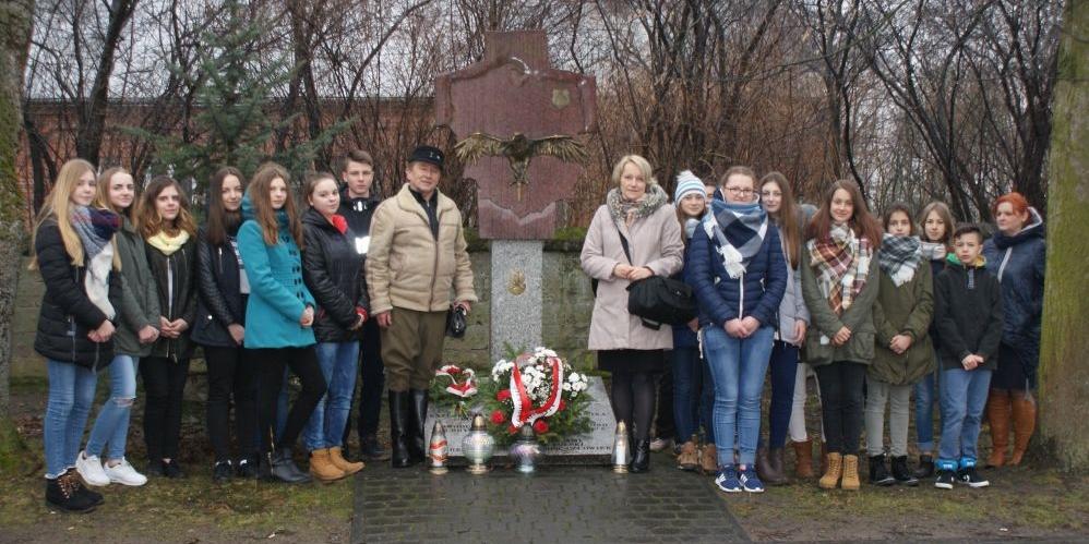 „Wyklęci- Niezłomni” w Zespole Szkół w Sterdyni