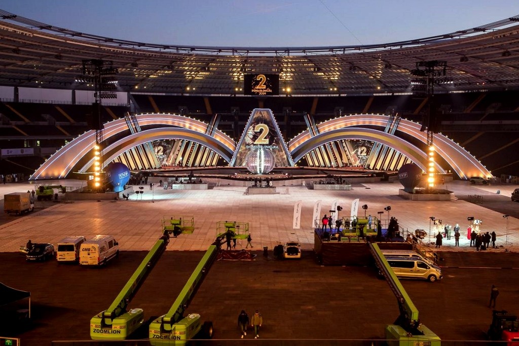 Którędy wejść, czego nie wnosić i gdzie zaparkować. Informacje dla wybierających się na Sylwestra na Stadionie Śląskim