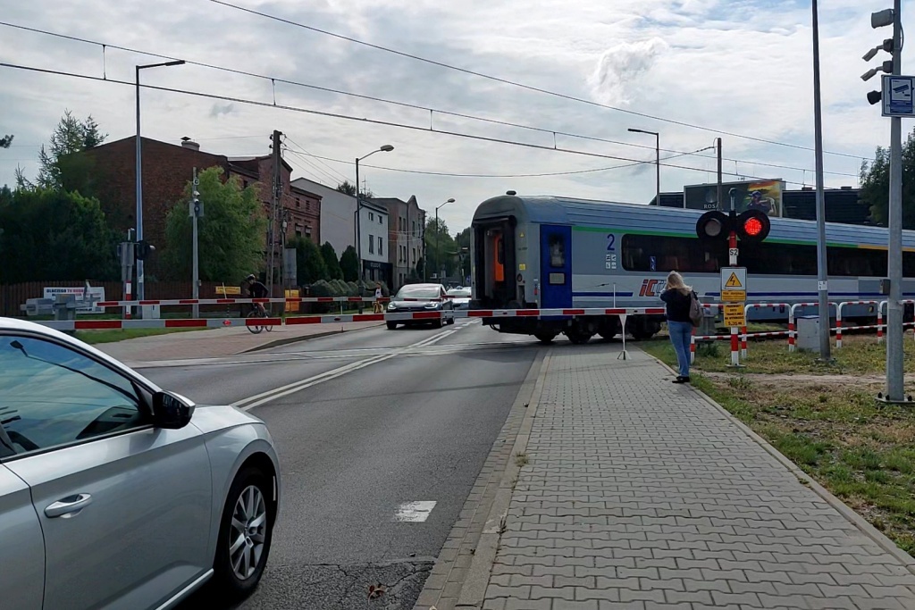 Kierowcy przepuszczą pociągi. Na 73 Pułku Piechoty i Jankego będzie ich przejeżdżać jeszcze więcej