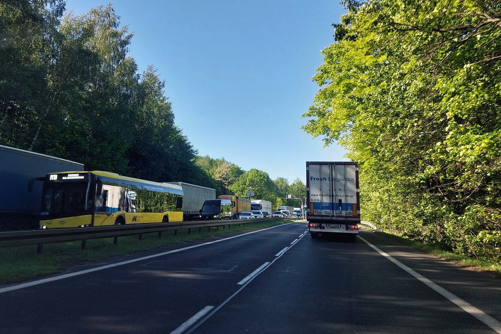 Dzień dobry Katowice. Od dzisiaj wymiana nawierzchni na DK86