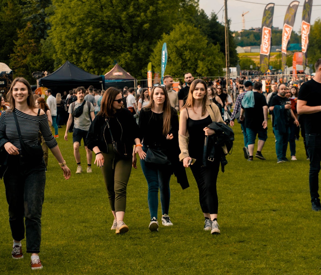 Pierwsze koncerty juwenaliowe na Muchowcu. Zabrakło największej gwiazdy, ale nie zabrakło studentów