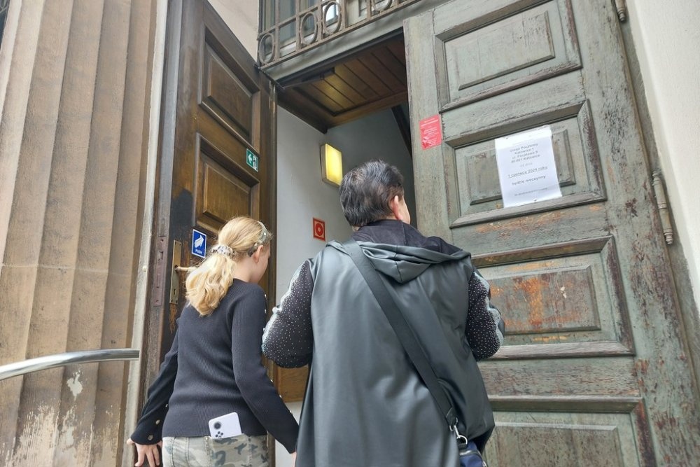 Poczta Polska rozwiewa wątpliwości w sprawie całodobowej placówki w Katowicach