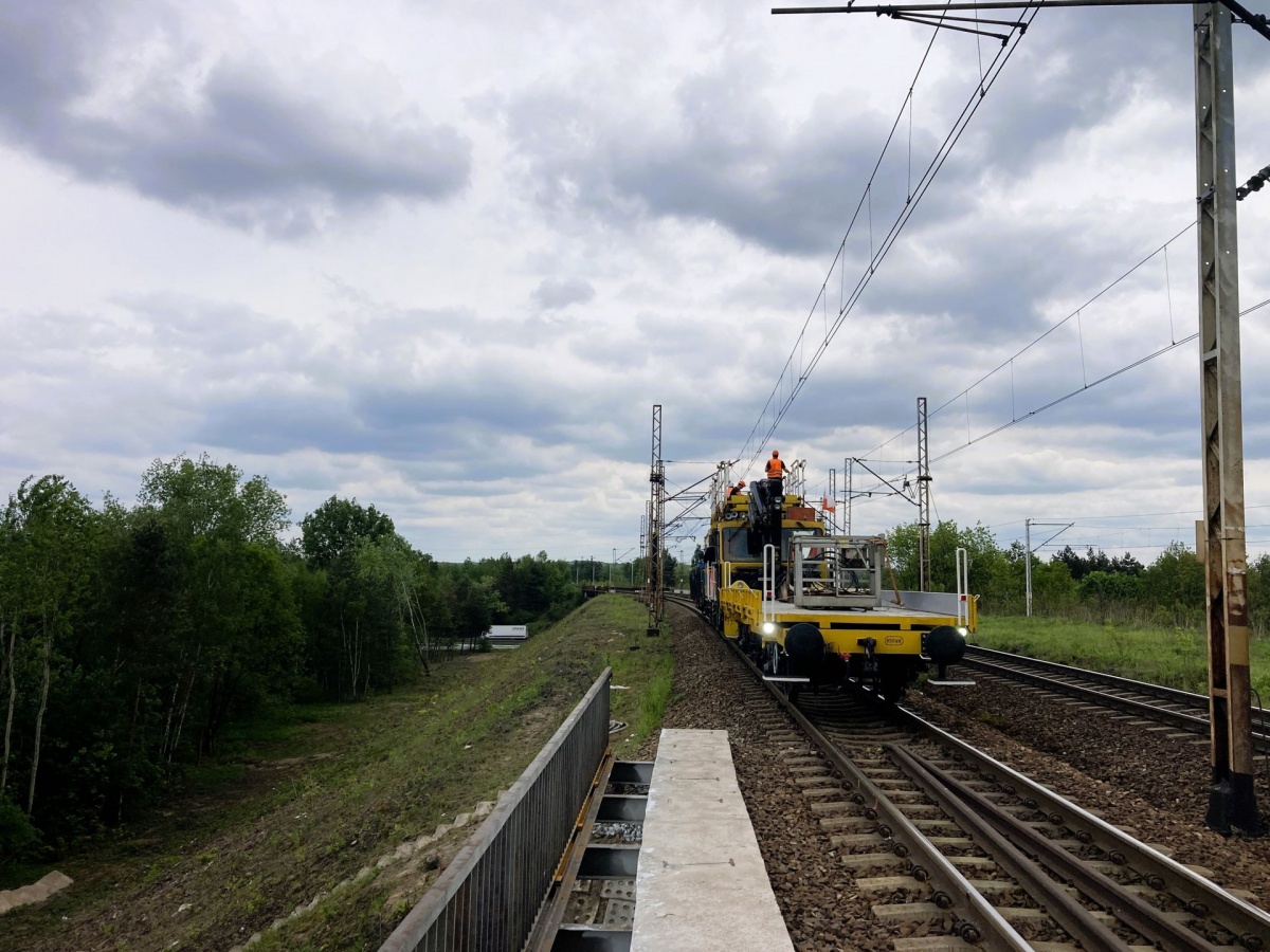 Nowy przystanek kolejowy na trasie Katowice - Kraków. Będzie można wysiąść przy centrum handlowym