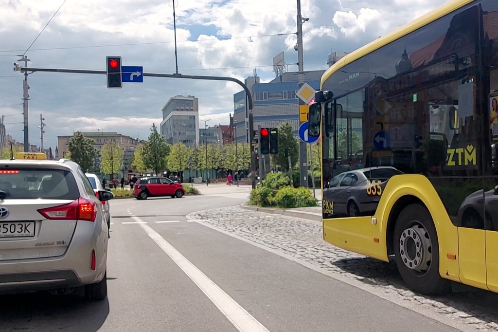 Dzień dobry Katowice. Dwa biegi spowodują utrudnienia na drogach