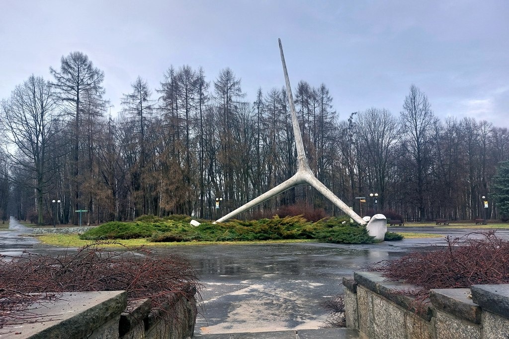 Żyrafa dłużej zostanie bez głowy. Park Śląski unieważnił przetarg