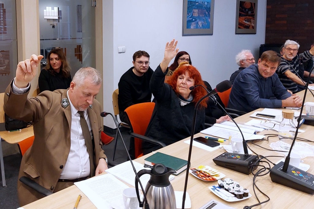 Awantura o pomniki przyrody. Radni komisji klimatu odrzucili projekt uchwały, o który mieszkańcy walczyli przez 2 lata