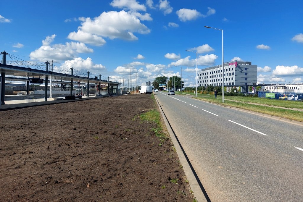 Protest rolników w Pyrzowicach. Dojazd do lotniska będzie utrudniony [OBJAZDY]