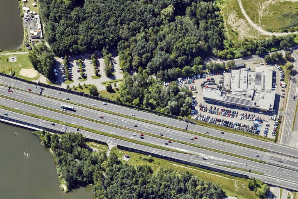 Tor testowy przy Dolinie Trzech Stawów. Miasto chce wydzierżawić teren dealerowi samochodowemu
