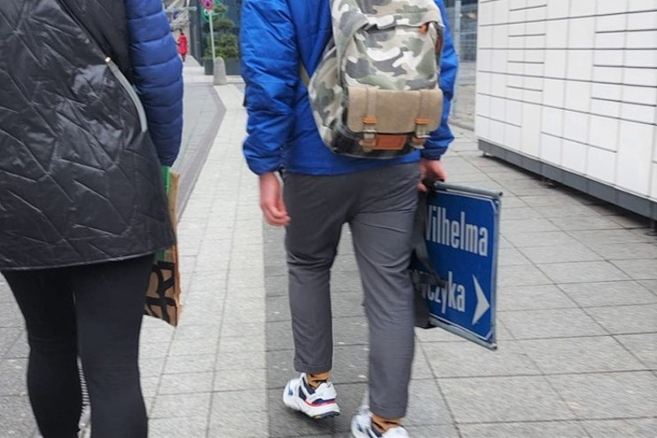 Tabliczka „pl. Szewczyka” wylicytowana. Na konto WOŚP trafi kilka tysięcy złotych