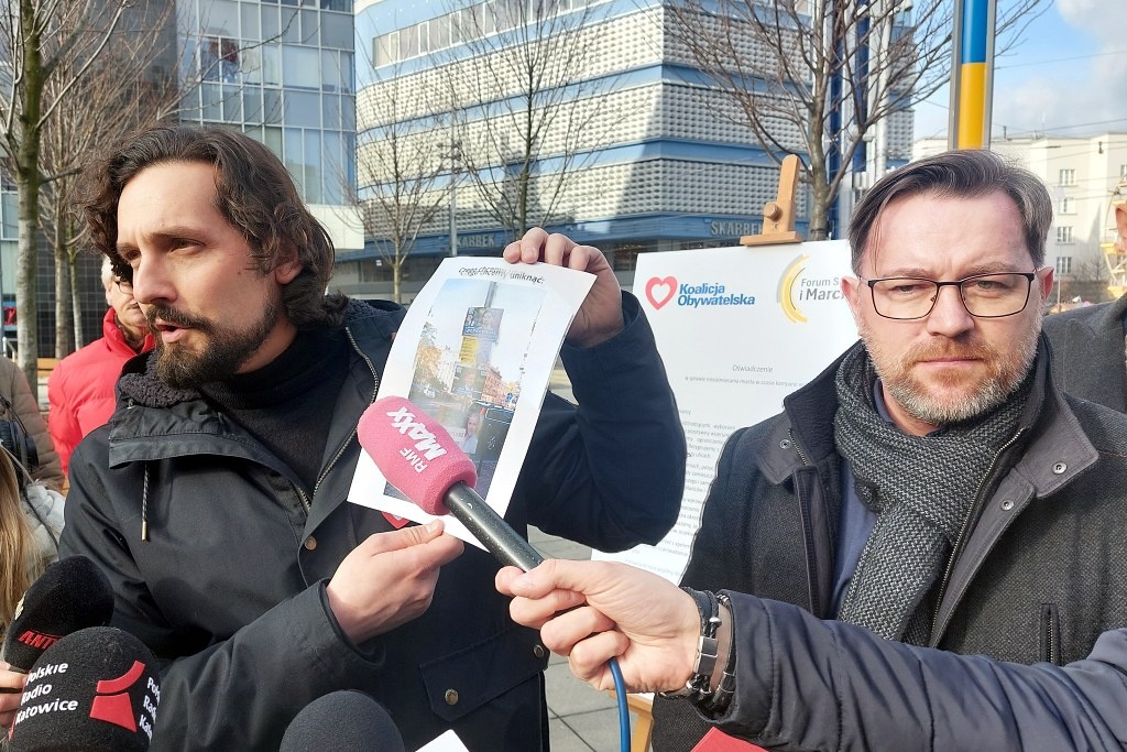 Forum Samorządowe i Koalicja Obywatelska chwalą się, że będą wieszać plakaty wyborcze tylko w wyznaczonych miejscach