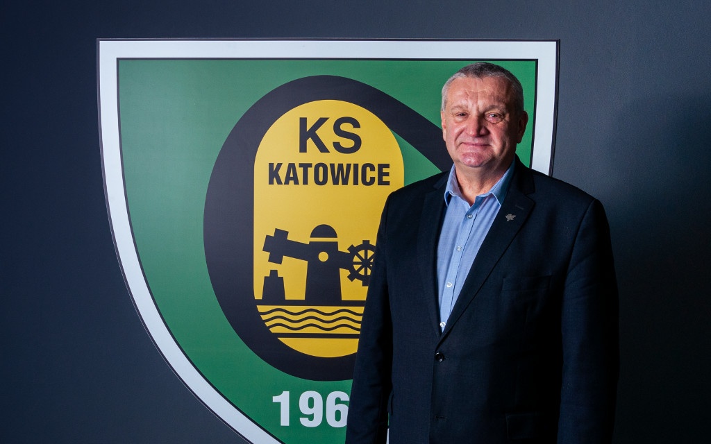 Na spotkaniu w domu kultury kibice zrugali prezesa GKS Katowice, który zasłaniał się decyzjami miasta i byłego prezesa