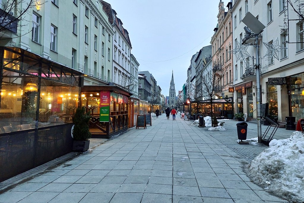 Dzień dobry Katowice. Przeciąga się budowa mieszkań dla seniorów na ul. Mariackiej