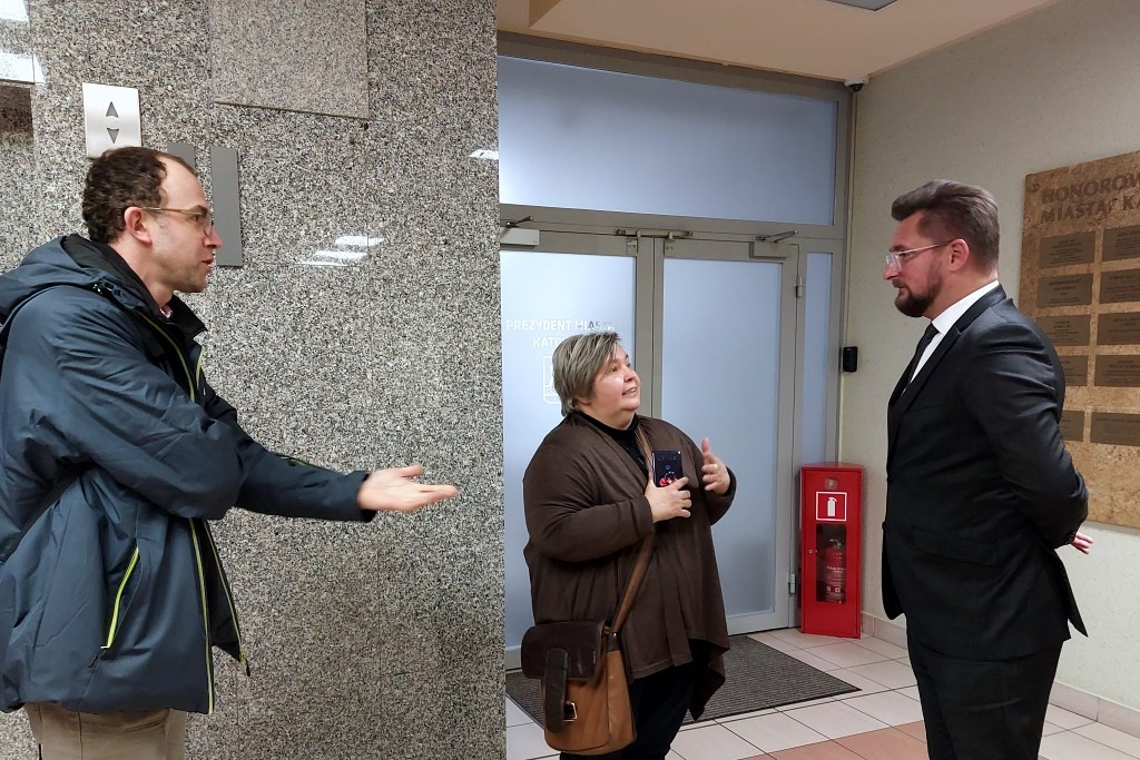 Biblioteki nie mają na książki i malowanie pomieszczeń. „Nie powinniśmy brać udziału w Budżecie Obywatelskim”