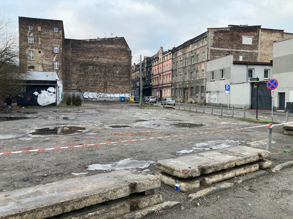 Kolejne klepiska w centrum Katowic skutecznie zablokowane przed kierowcami