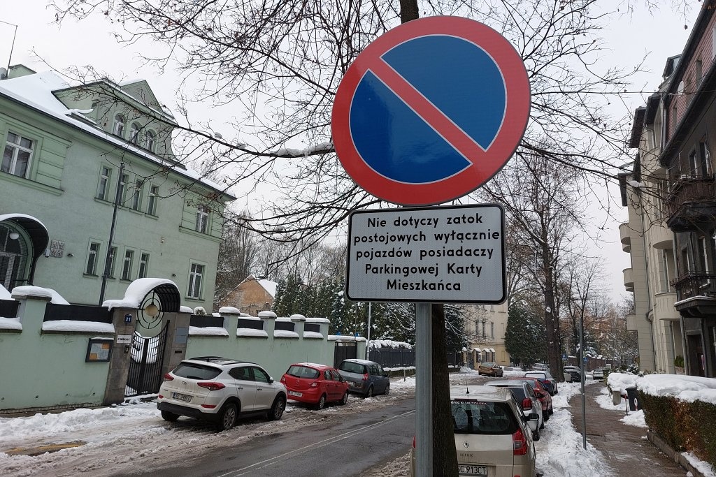 Miejsca tylko dla mieszkańców tylko w teorii. Straż miejska dostała dwa urządzenia do kontroli