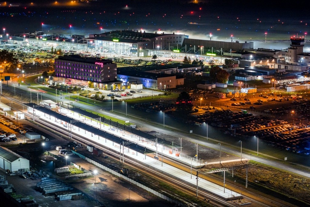 Koleje Śląskie pojadą do Pyrzowic z Częstochowy i Tarnowskich Gór. W pociągach tłumów raczej nie będzie