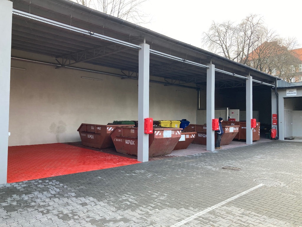 MPGK uruchamia po remoncie dwa punkty odbioru odpadów