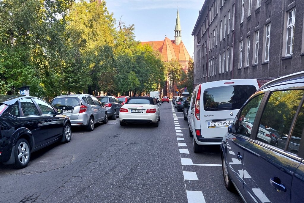 Rozszerzenie strefy płatnego parkowania. Miasto zleci serwisowanie systemu parkingowego