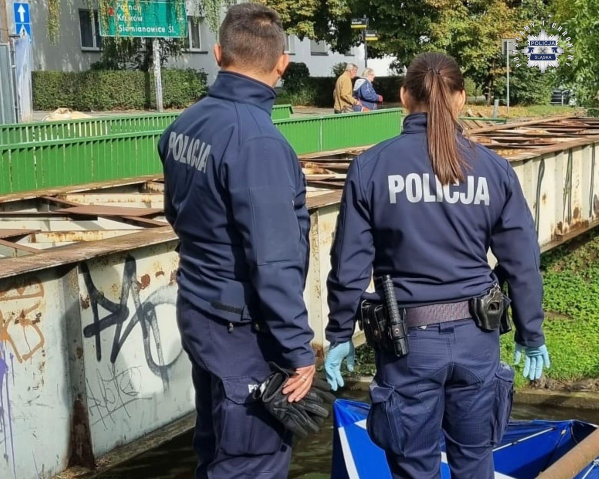 Zwłoki mężczyzny wyłowione z Rawy