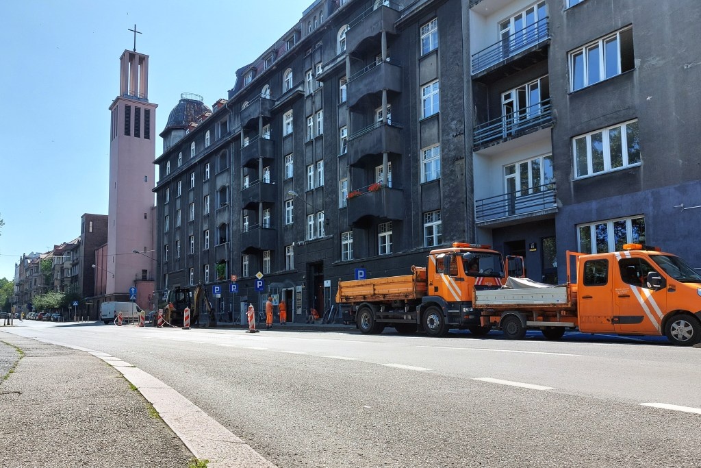 Właściciel restauracji zapowiada, że będzie musiał zamknąć biznes z powodu likwidacji miejsc postojowych