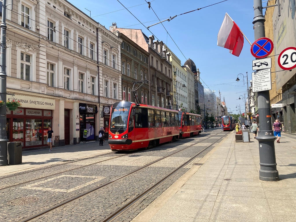 Decyzja w sprawie tramwaju na południe po raz kolejny odłożona. Coraz mniej czasu na złożenie wniosku o unijne dofinansowanie