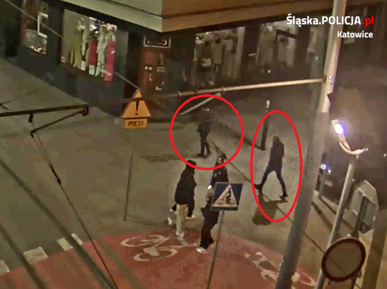 Atak nożowników w centrum Katowic. Policjanci ds. zwalczania przestępczości pseudokibiców szukają świadków