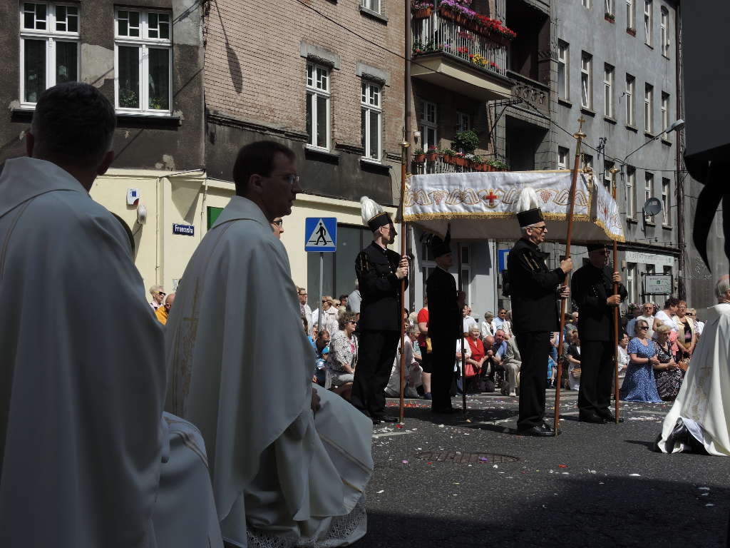 Ulicami centrum Katowic przejdzie procesja Bożego Ciała