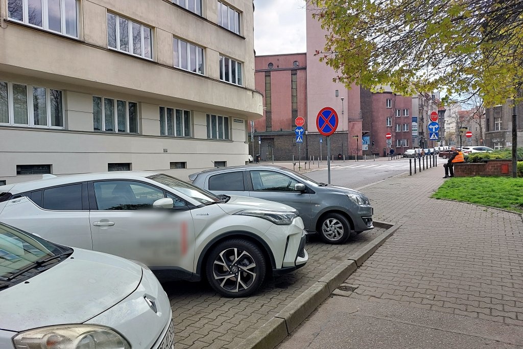 Projekt nowej uchwały parkingowej w Katowicach wymaga kilku ważnych zmian [OPINIA]