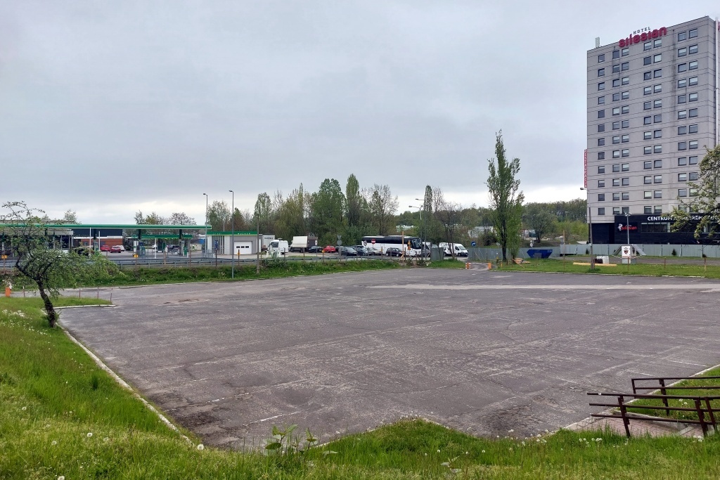Dzień dobry Katowice. Od dzisiaj parking przy sądzie będzie zamknięty