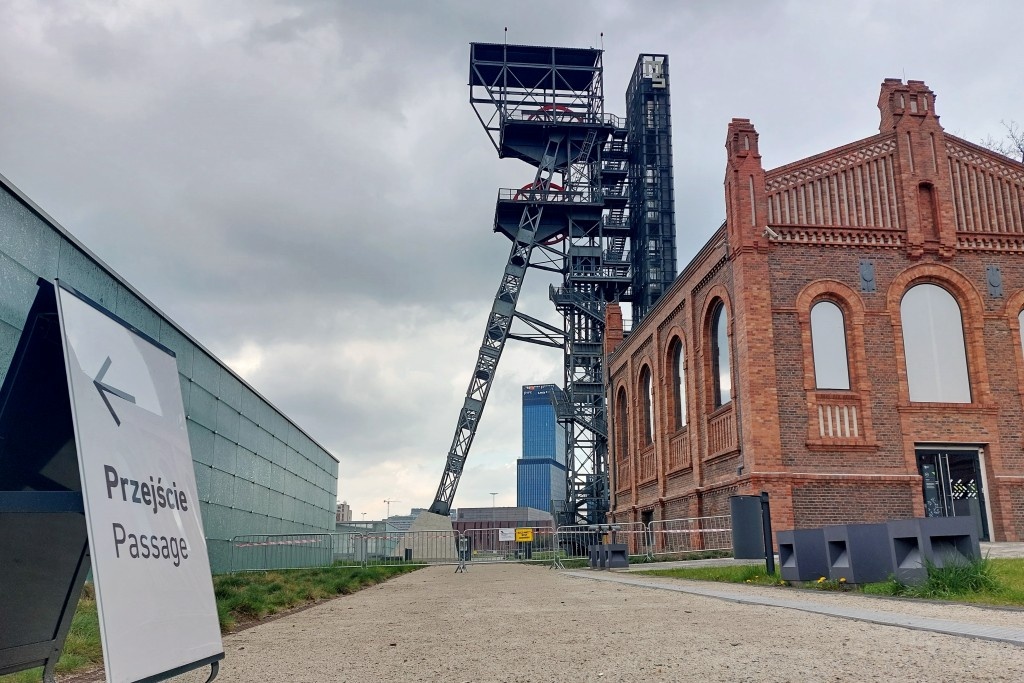 Wieża widokowa Muzeum Śląskiego zamknięta. Są problemy z tarasem