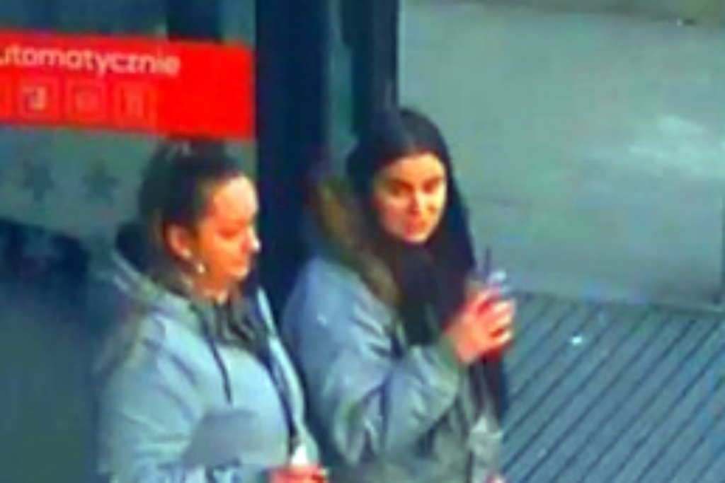 Okradły obcokrajowca w Supersamie. Policja publikuje zdjęcia kobiet