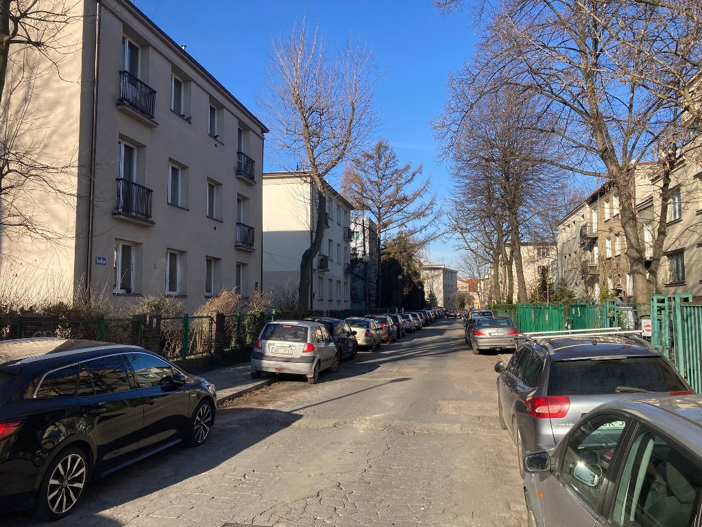 Ulica Bratków zostanie przebudowana. Mieszkańcy chcą, żeby była tam strefa zamieszkania