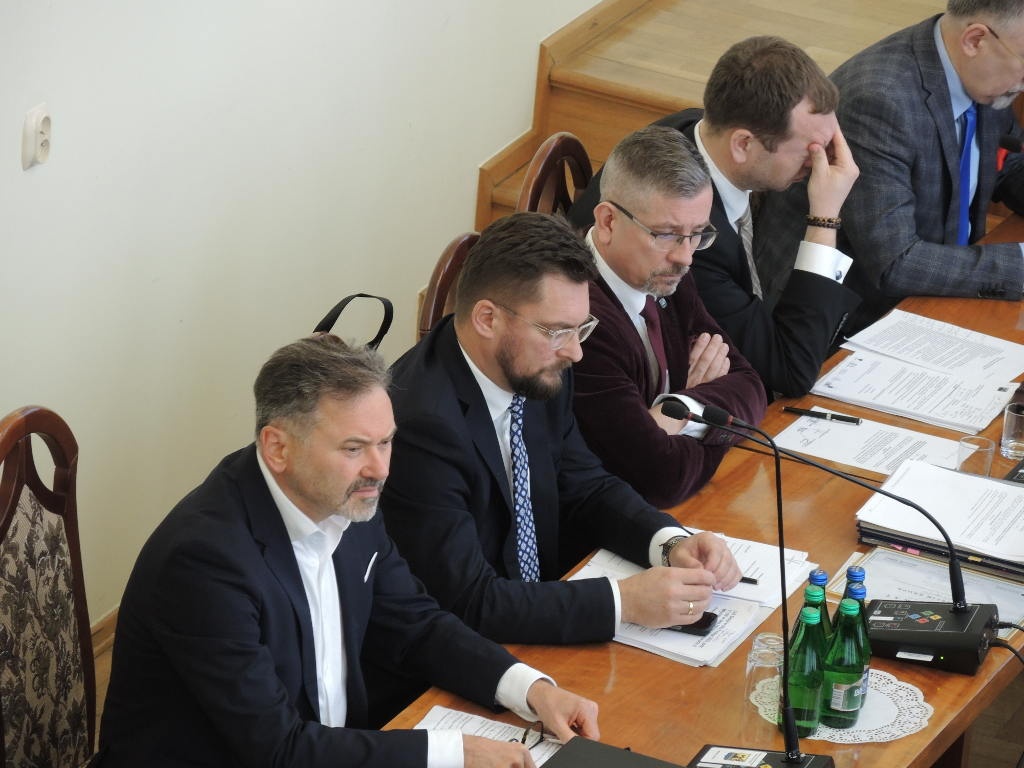 Prezydent Katowic wbija szpilkę metropolii. Chce wprowadzenia bezpłatnej komunikacji