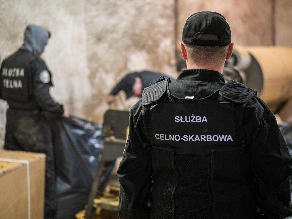 Kolejny duży nabór na celników. Czeka 40 etatów