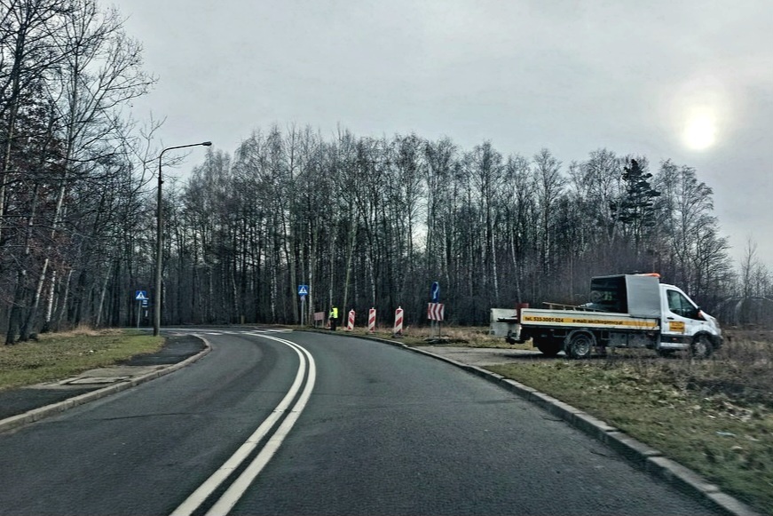 Dzień dobry Katowice. Od dzisiaj utrudnienia obok cmentarza komunalnego