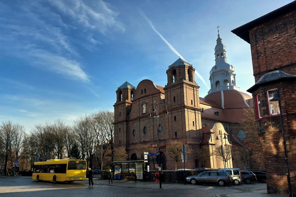 Remont wiaduktu nad A4. ZTM wydłużył trasę jednego autobusu