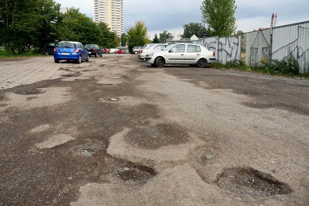 Nie będzie na razie łącznika pomiędzy ul. Dudy-Gracza i ul. Górniczą, bo deweloper, który miał dostarczyć projekt, wycofał się