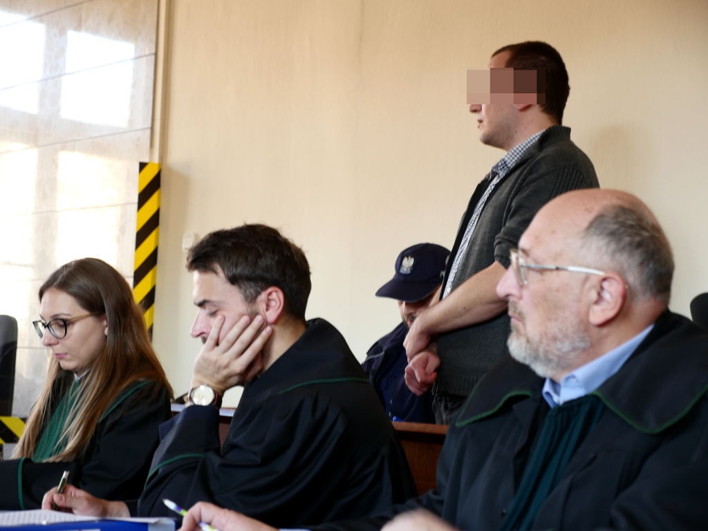 Kierowca autobusu PKM Katowice do ojca 19-latki: „Przepraszam, żałuję i chciałbym cofnąć czas