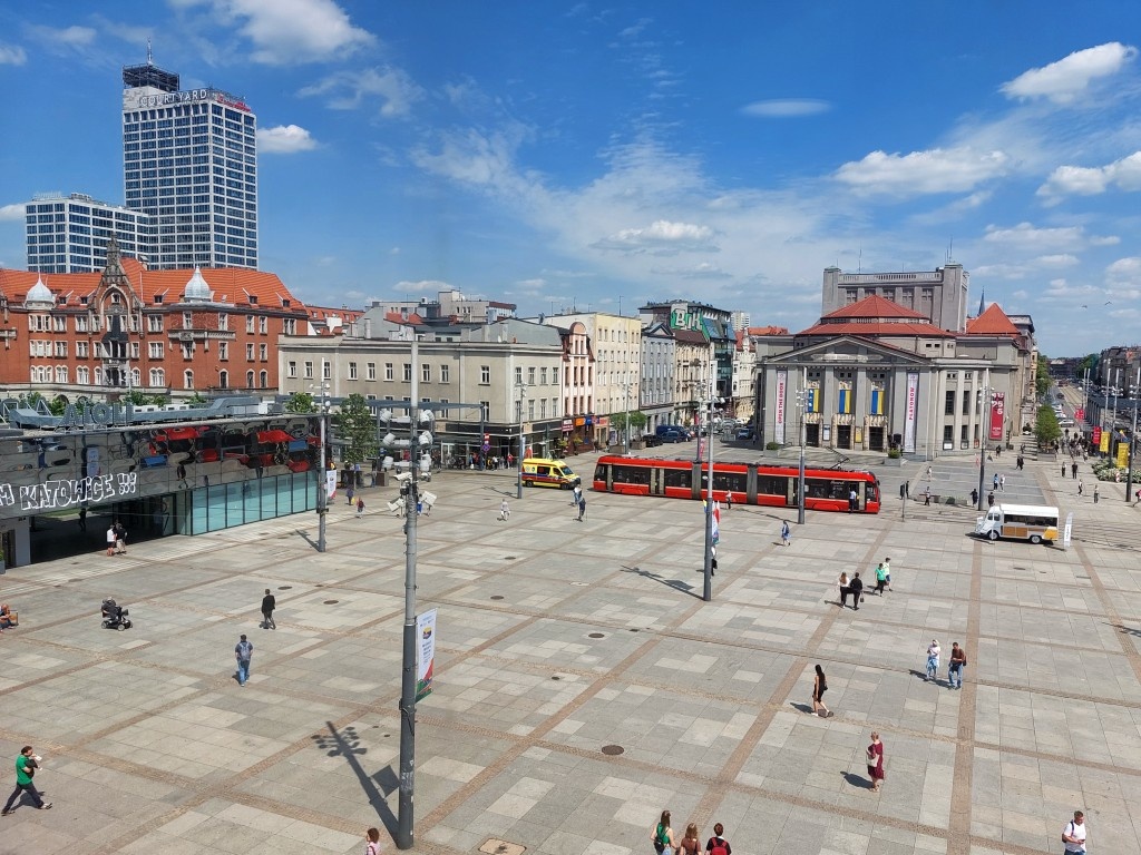 Dlaczego ludzie wyprowadzają się z Katowic? 