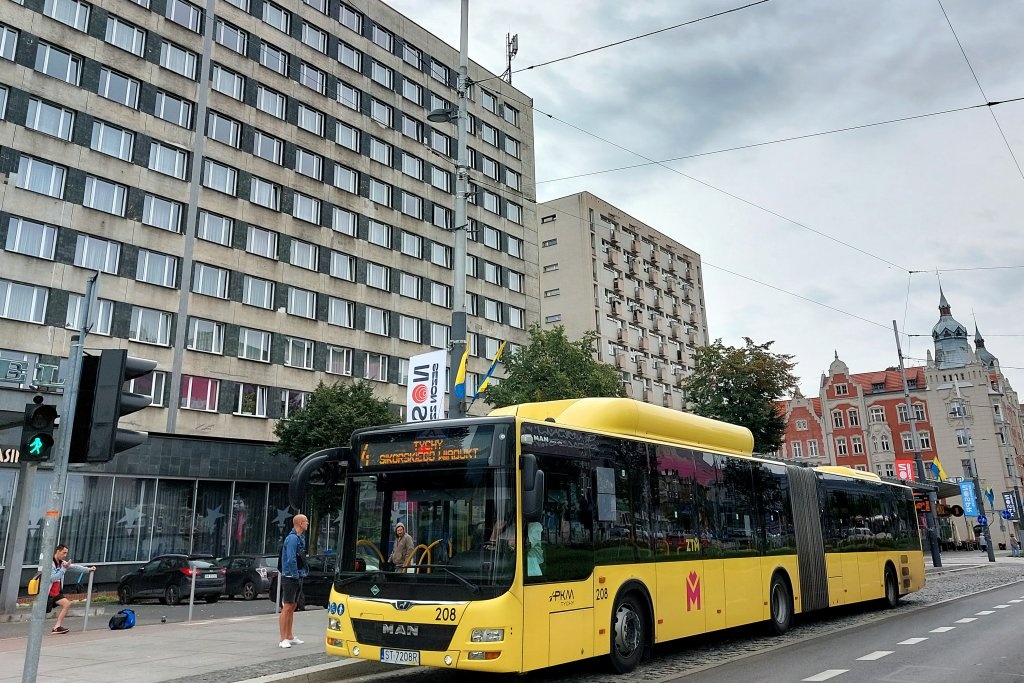 Dzień dobry Katowice. Dzisiaj bezpłatna komunikacja miejska dla kierowców