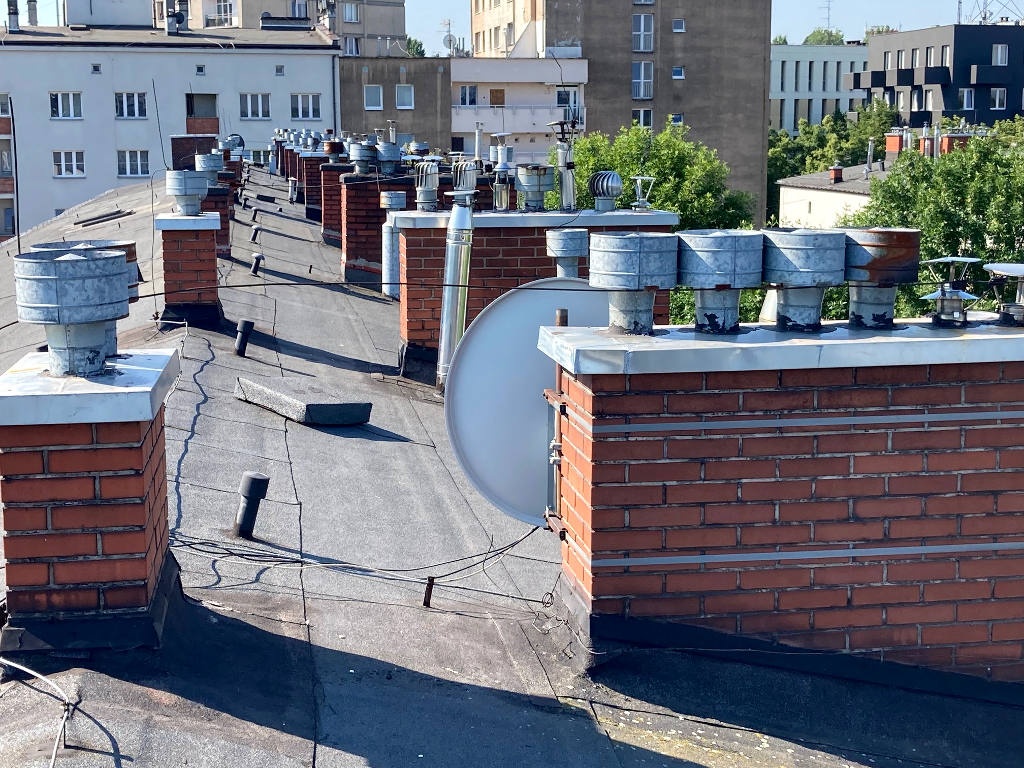 Kominiarze obawiają się, że z powodu kryzysu energetycznego, ludzie zaczną podłączać stare piece do nieużywanych przewodów kominowych