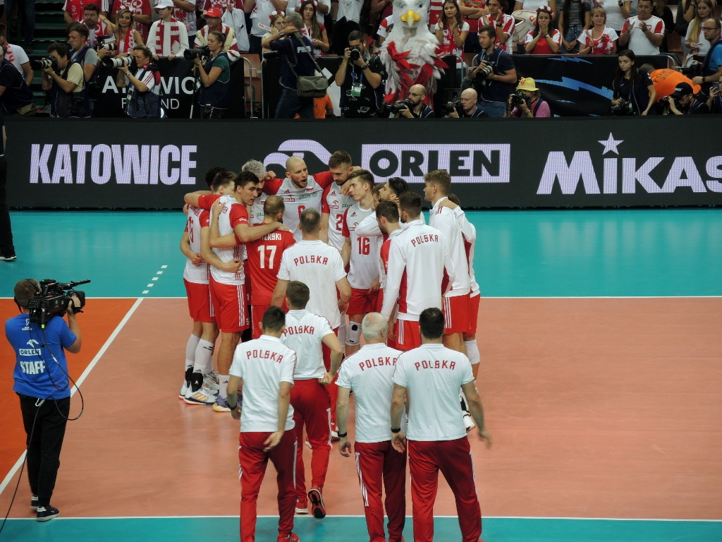Wielkie rozczarowanie w Spodku. Polacy przegrali z Włochami w finale MŚ w siatkówce