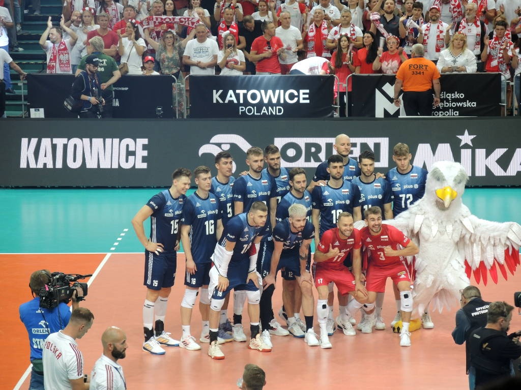 Polscy siatkarze rozpoczynają walkę o medale MŚ i powrót do Spodka