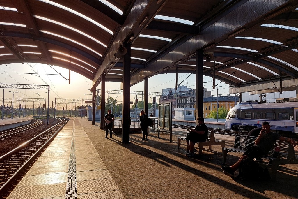 PKP Intercity ma nowe wagony. Będą jeździć również przez Katowice
