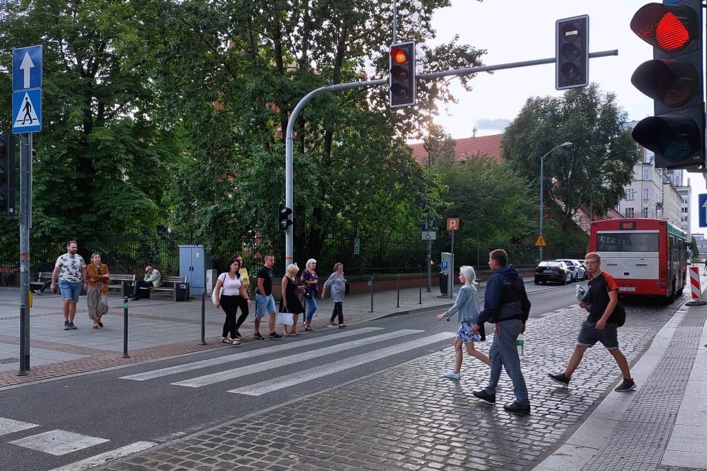 W centrum Katowic ułożono na nowo tę samą kostkę. Skończyły się prace na buspasie