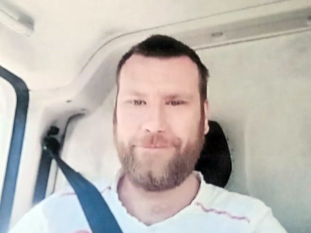 Zaginął Jakub Latusek z Katowic. Prawie miesiąc temu wyjechał za granicę i urwał się z nim kontakt