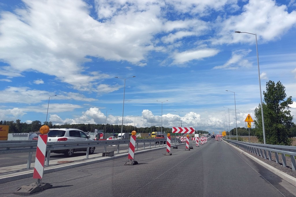 Dzień dobry Katowice. Na nowej drodze już pojawiły się szkody górnicze